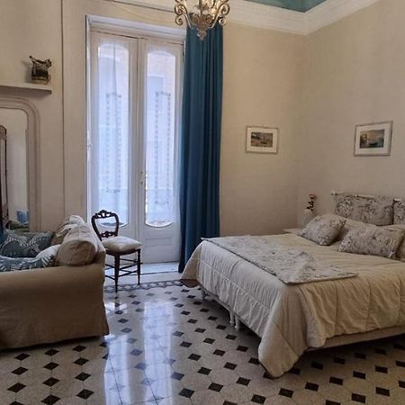 Dimora Donn'Alba Lejlighed Napoli Eksteriør billede